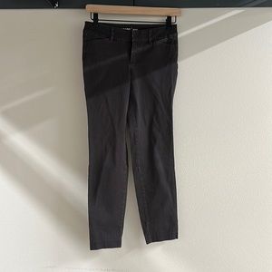 Pre owned and lightly worn old navy jeans